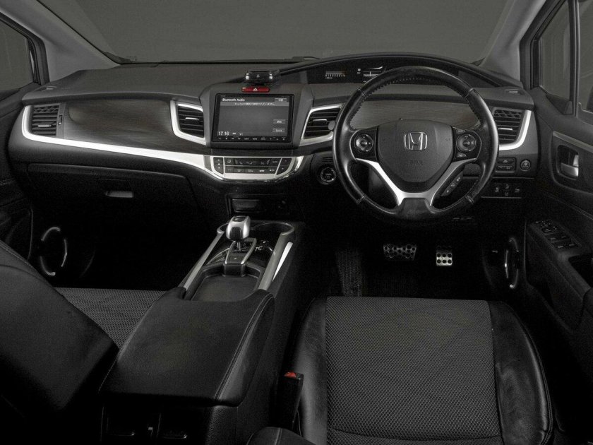 Honda jade 2015