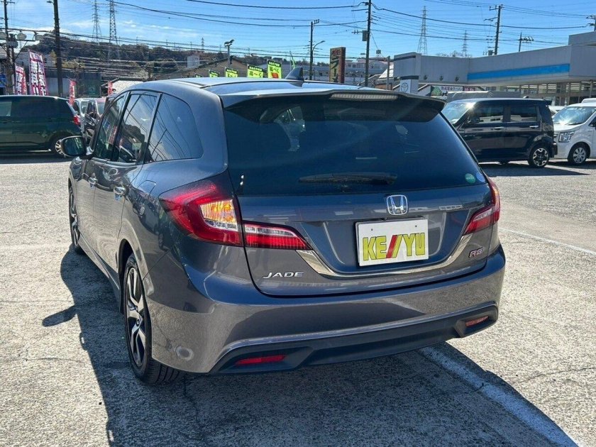 Серая хонда