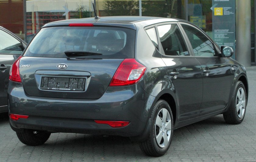 Kia Ceed 1