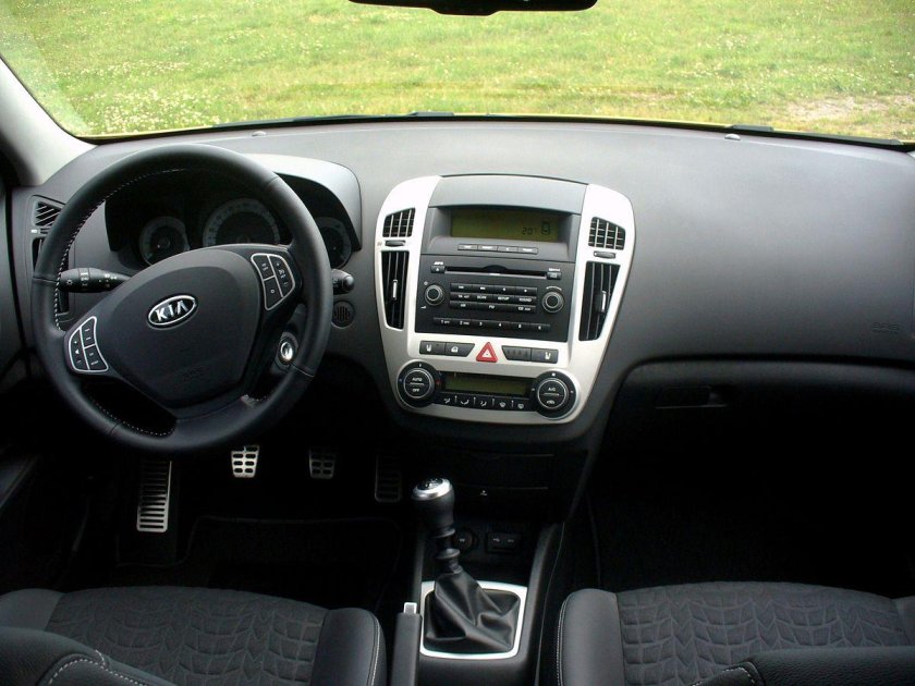 Kia Ceed 1