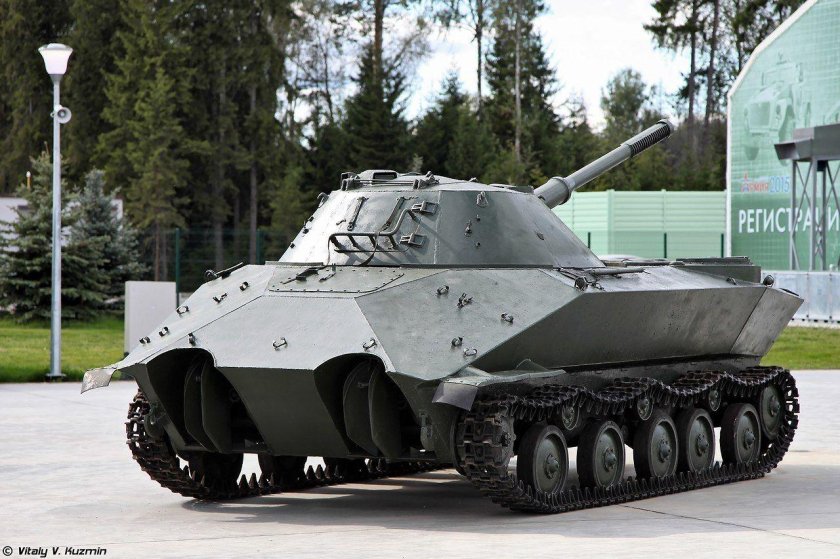 К-90 — Советский опытный лёгкий плавающий танк