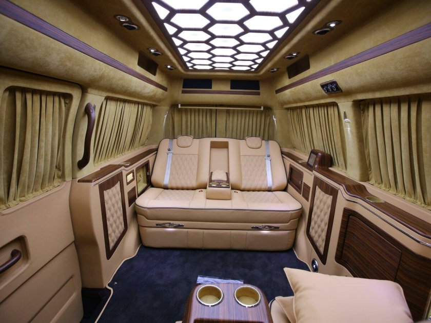 Chevrolet Express 2 салон