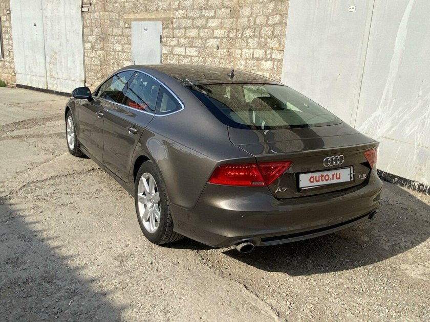 Ауди а 7 2011