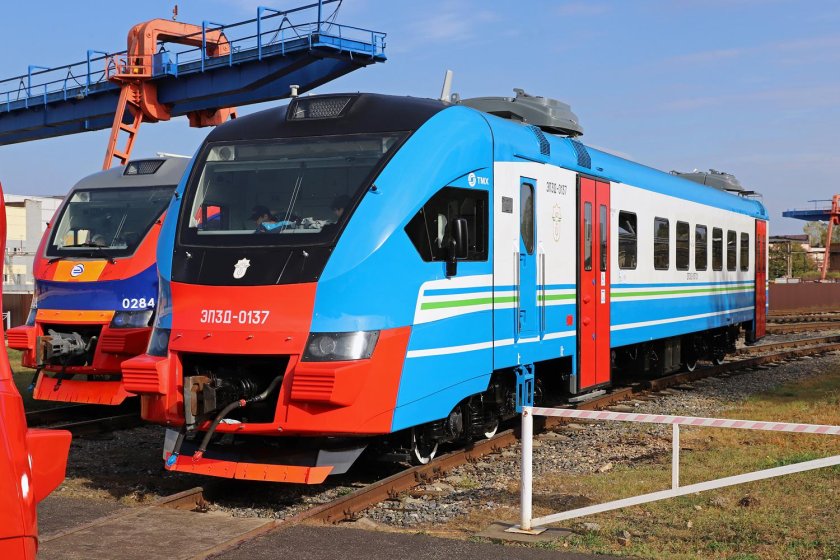 Эп 3 д электропоезд