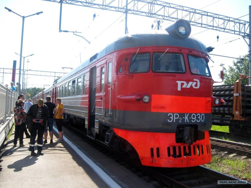 Электропоезд эр 2
