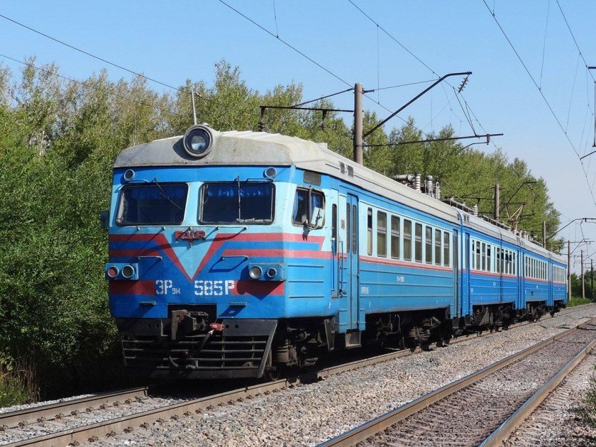 Электропоезд эр9м-507