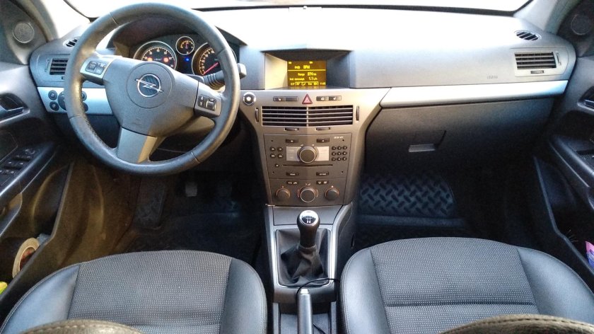 Opel Astra h 2006 салон