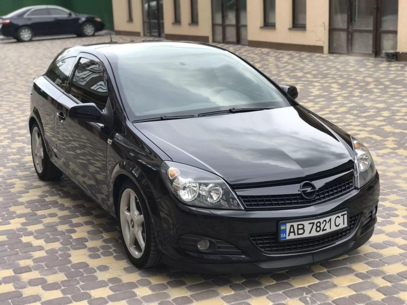 Opel Astra h GTC 2008