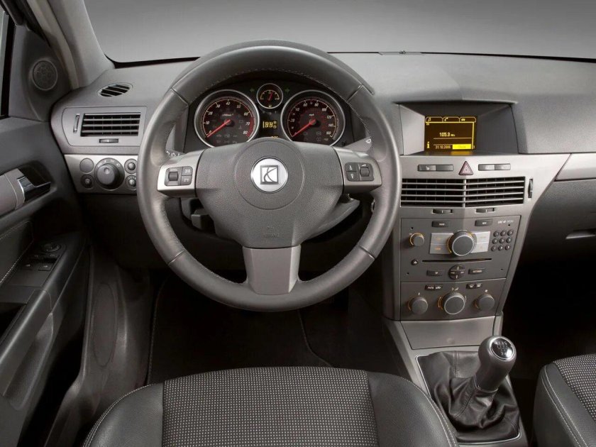 Opel Astra h 2008 салон
