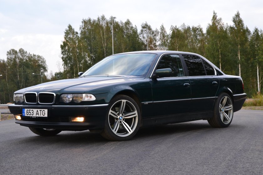 BMW 730i e38