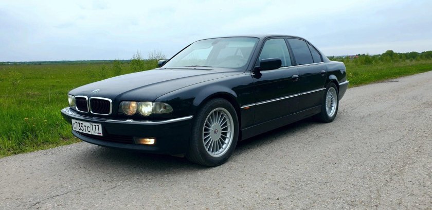 BMW 750il