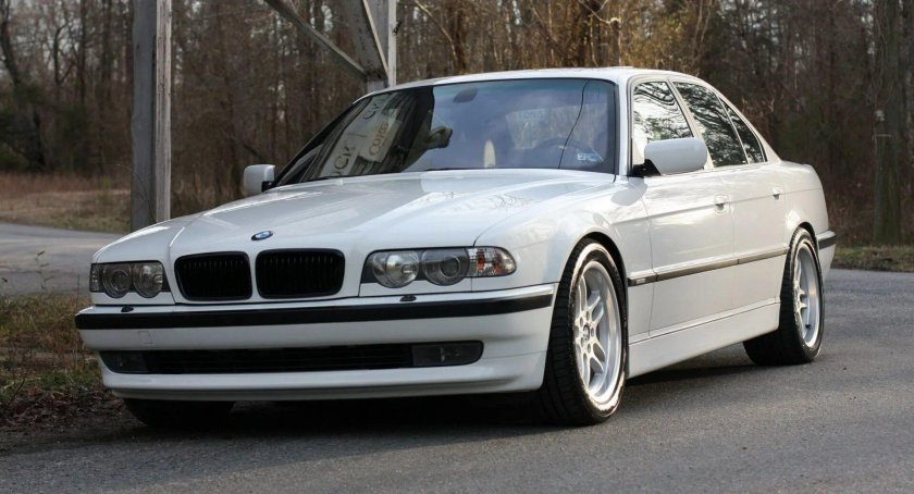 BMW e38 740i