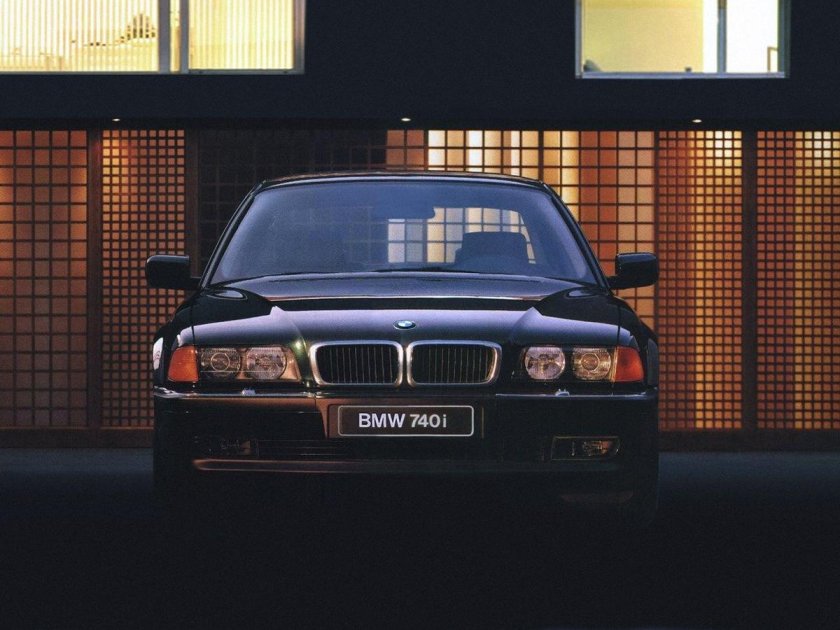 BMW e38 740i