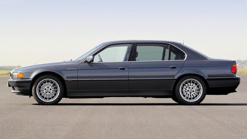 Bmw 7 e38 750il