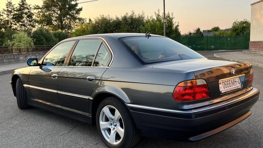 Bmw 7 серии e 38