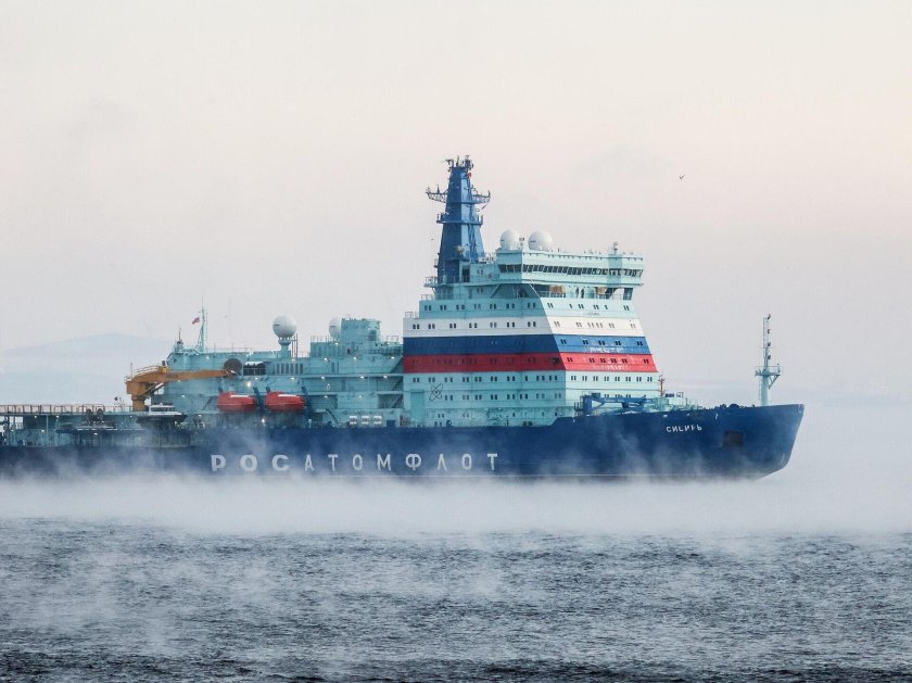Атомный ледокол Сибирь