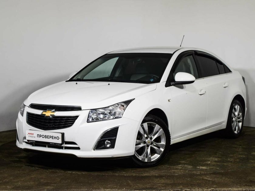 Шевроле Круз Рестайлинг белый