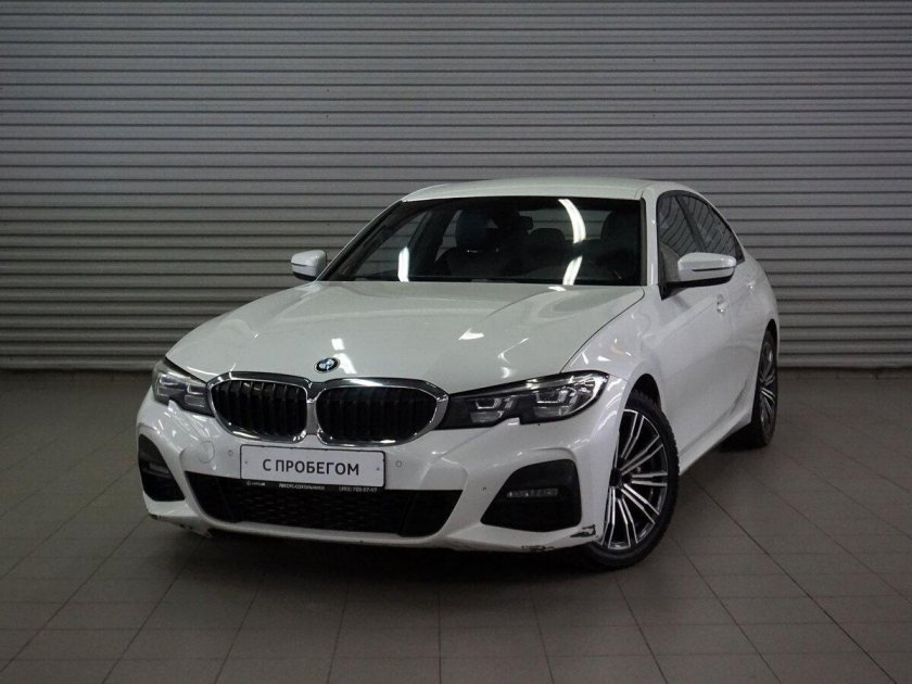 БМВ 3 2021 белая