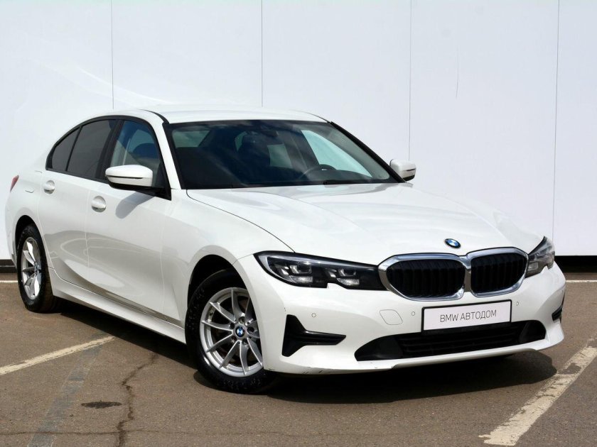 Бмв 320 i 2021