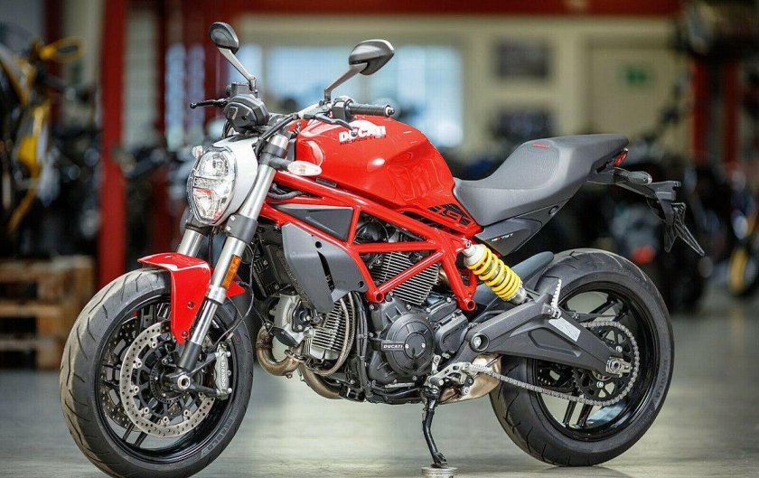 Ducati Monster 797