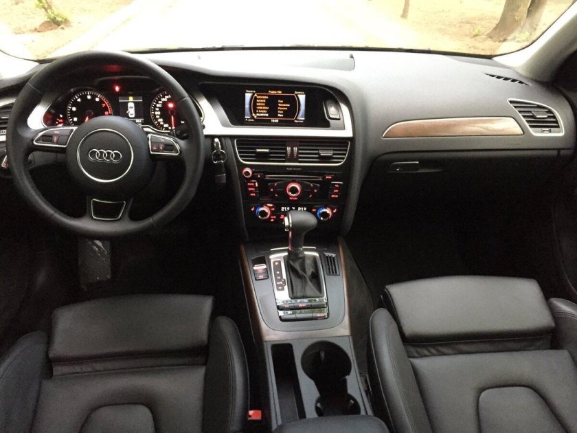 Audi a4 b8 салон
