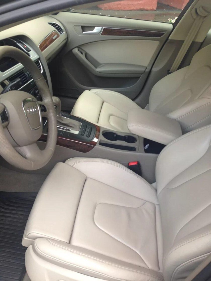 Ауди а6 светлый салон