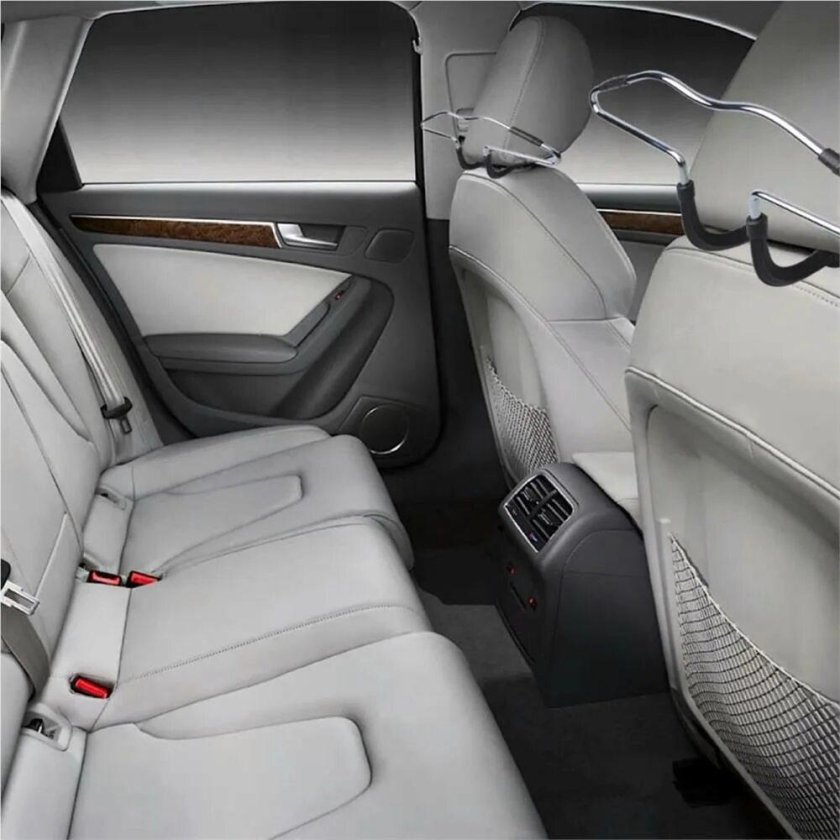 Ауди а4 салон сзади