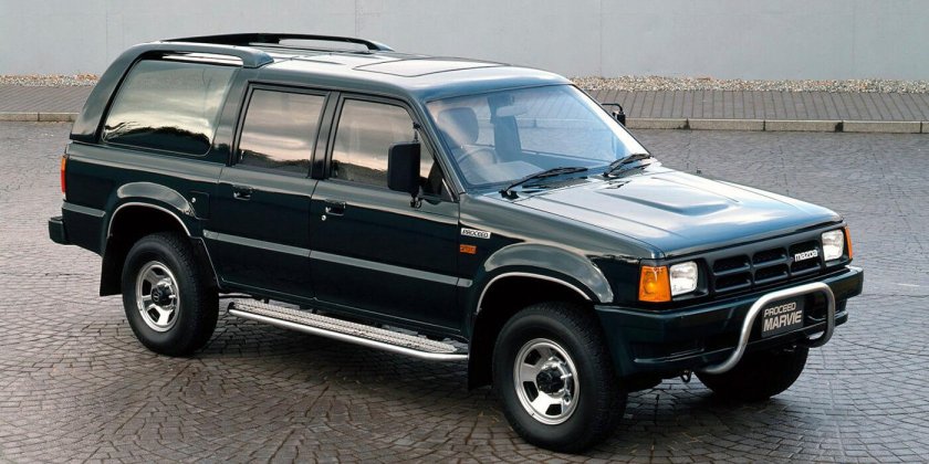 Мазда Марви