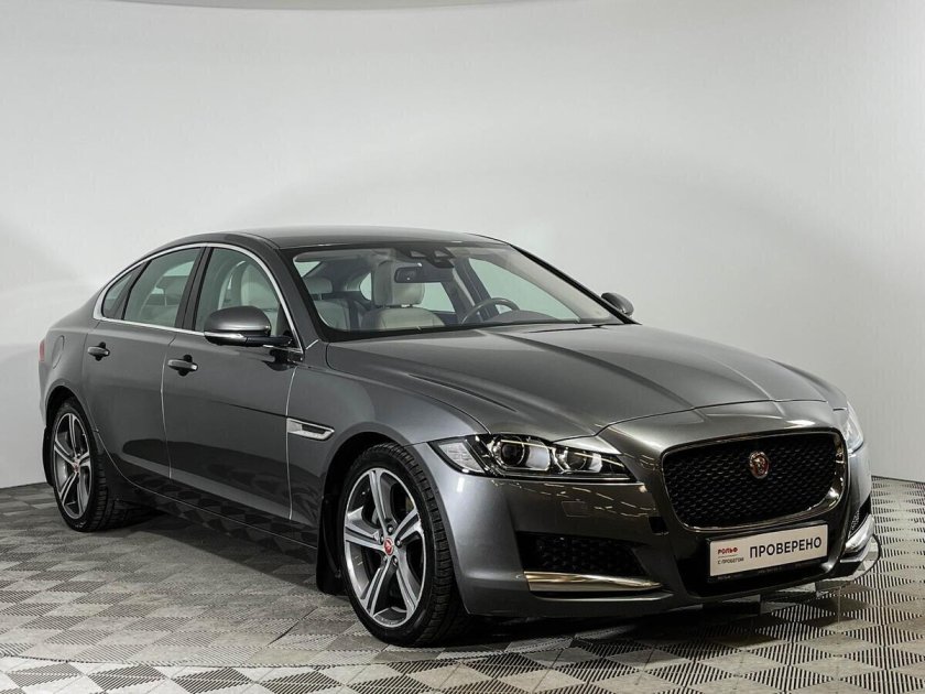 Jaguar xf 2017