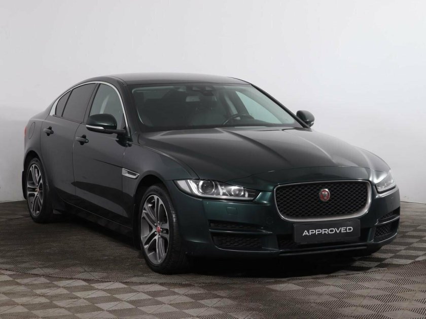 Jaguar xe 2017
