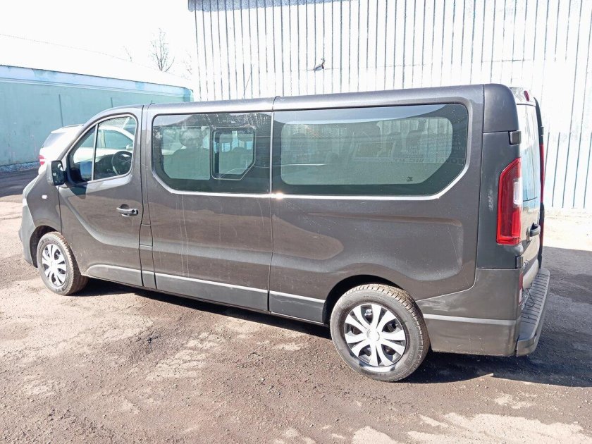 Микроавтобус рено