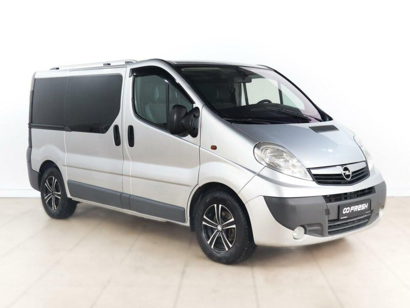 Opel Vivaro с 2001 г.в.(короткая)