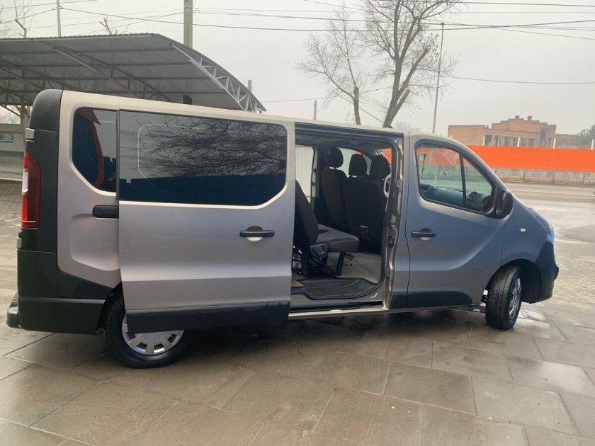 Opel vivaro renault trafic