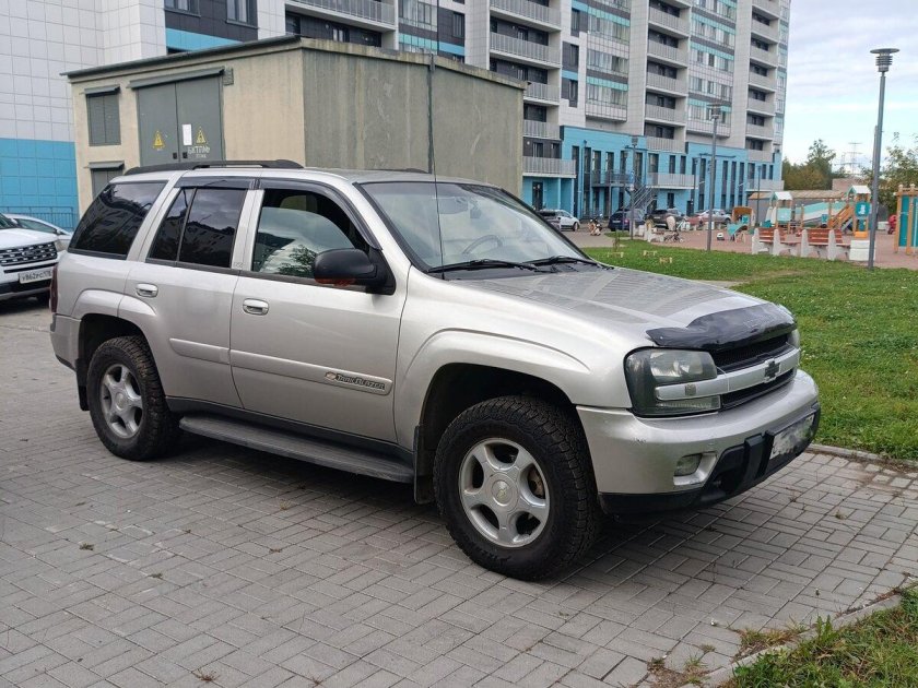 Chevrolet trailblazer 2005 года