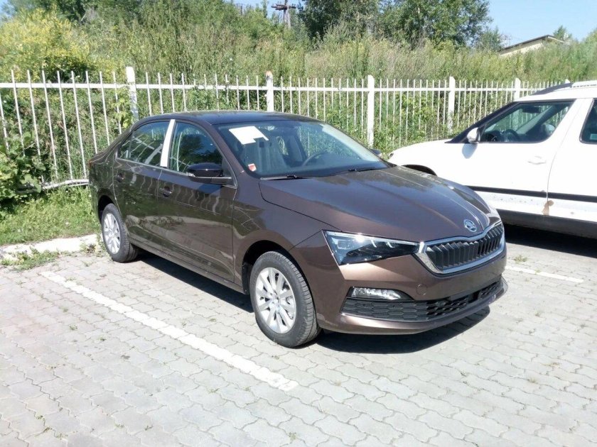 Шкода Рапид 2022 серый