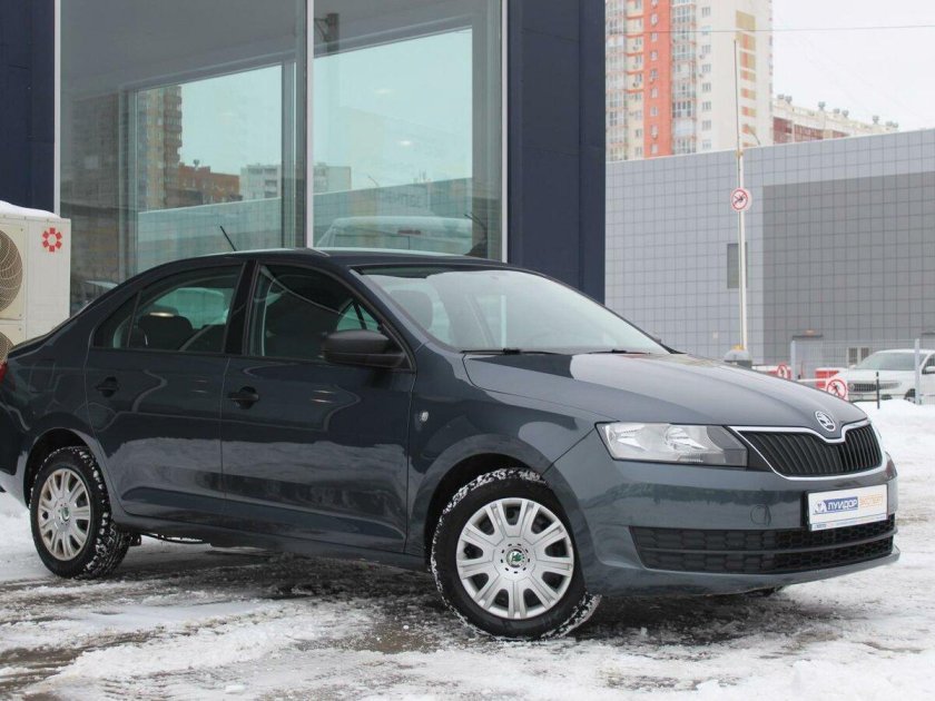 Шкода Рапид 2017 черный 6ннк54 799 Rus