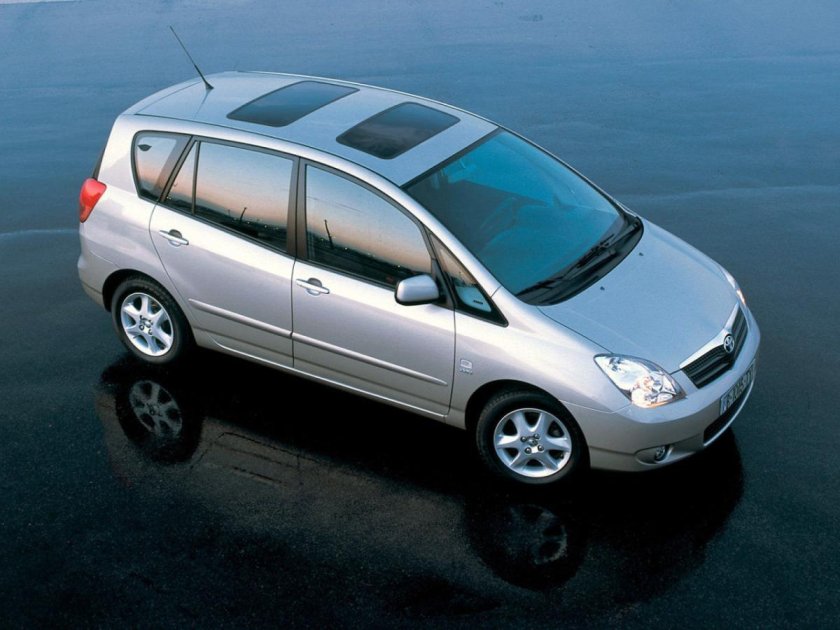 Toyota Corolla Verso 2002