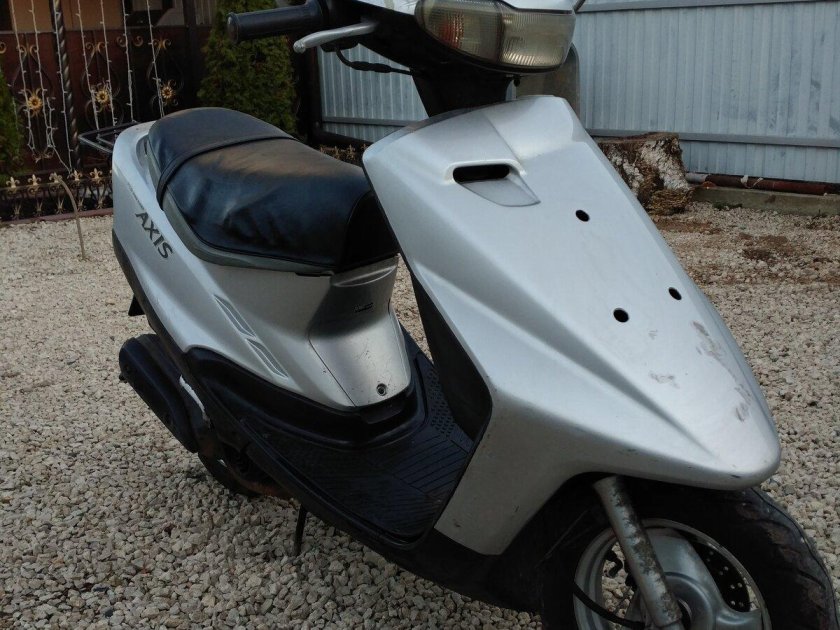 Yamaha Axis 90