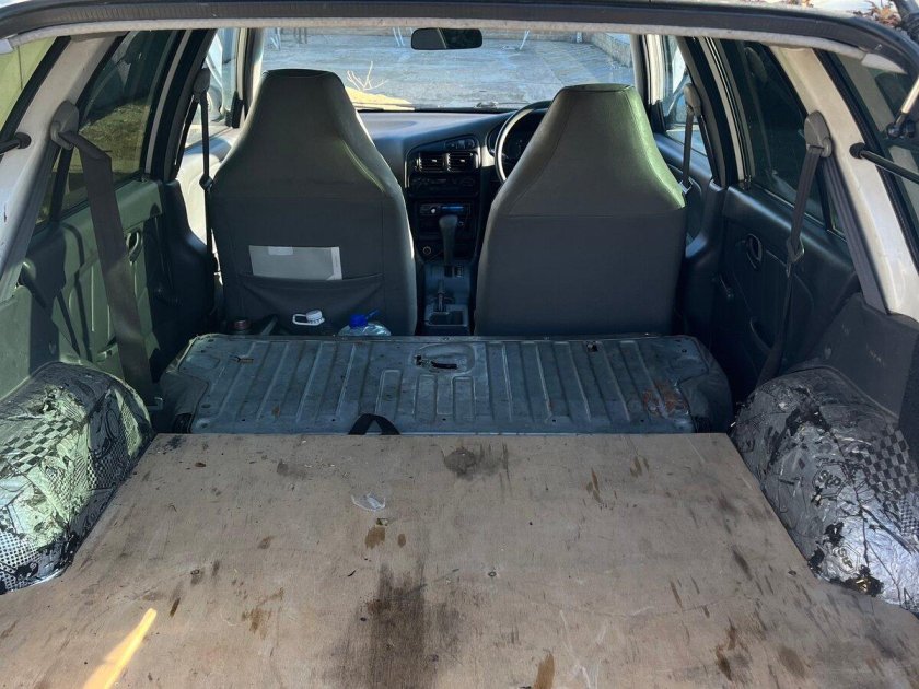 Тойота королла универсал 2000 багажник