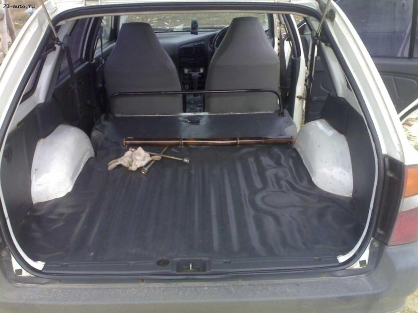 Mitsubishi libero багажник