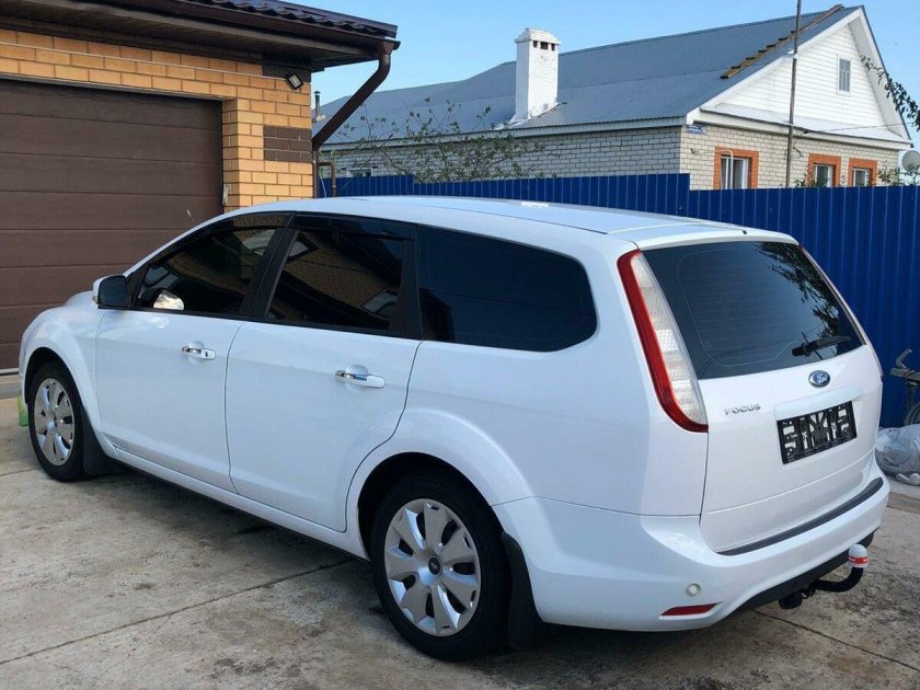 Ford Focus 2 универсал 2010