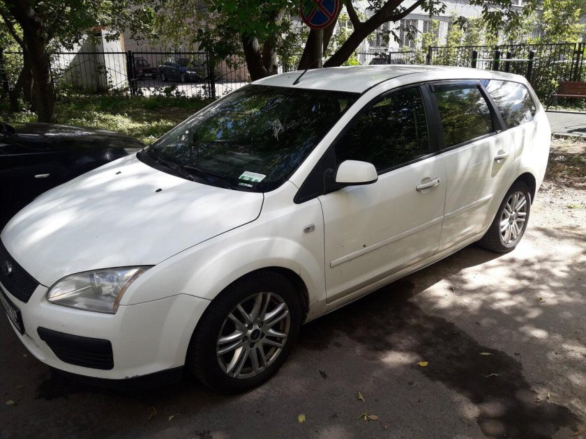 Форд фокус 2 универсал 2006 белый