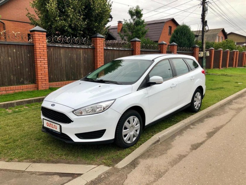 Форд фокус 3 универсал белый