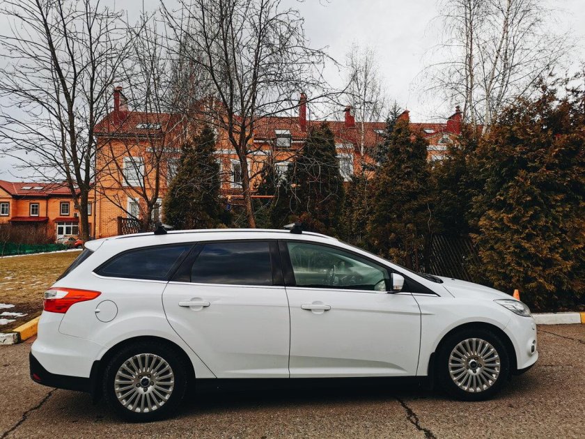 Ford Focus 3 универсал 2014