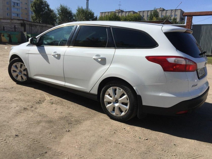 Ford Focus 2012 универсал