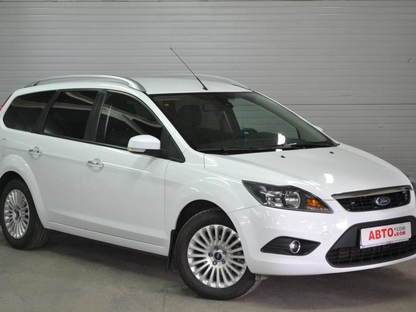 Ford Focus 2010 универсал
