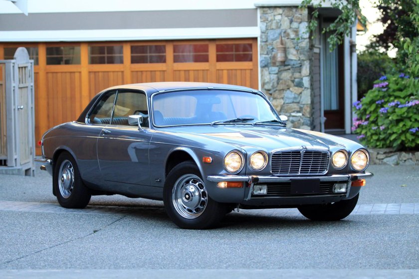 Jaguar xj6