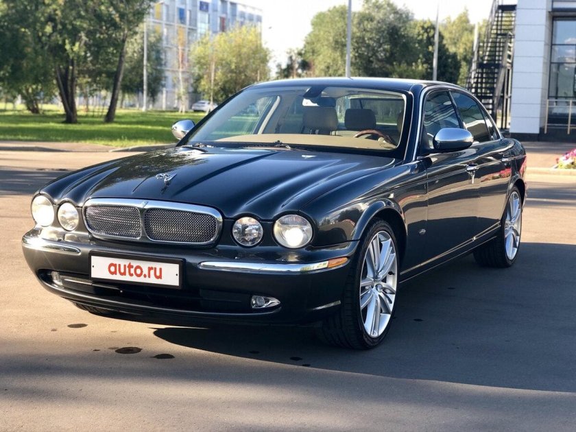 Ягуар XJ x350