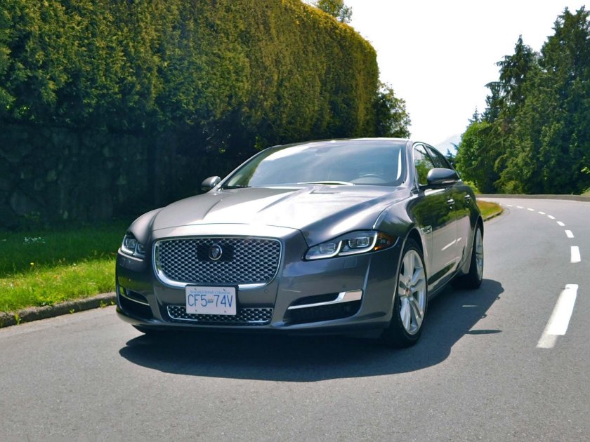 Ягуар XJ 2016