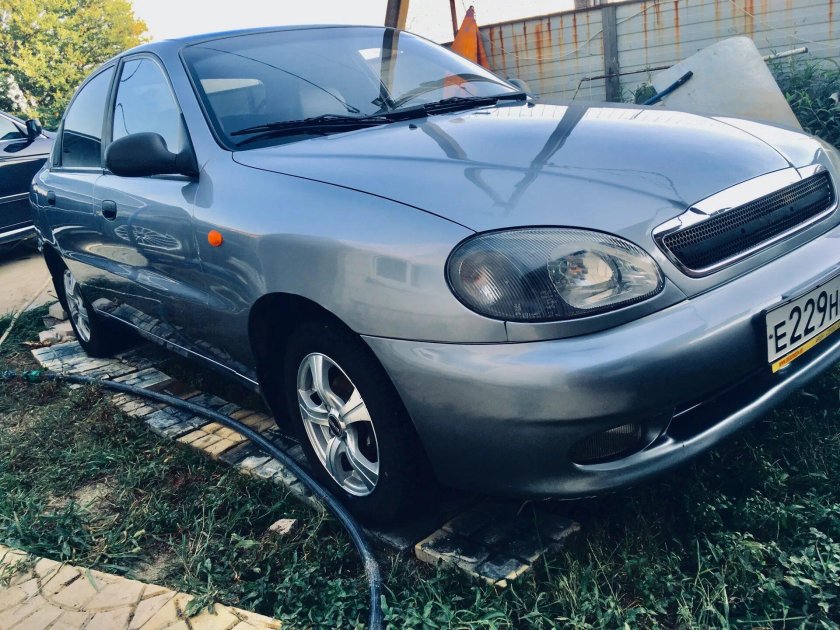 Chevrolet lanos серый